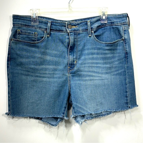 Levi Strauss Signature Gold Mid Rise Cut off Shorts - Picture 2 of 8